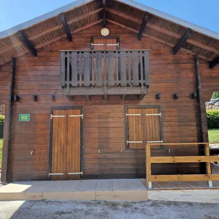 Chalet Du Poli, Entre Lacs Et Montagnes